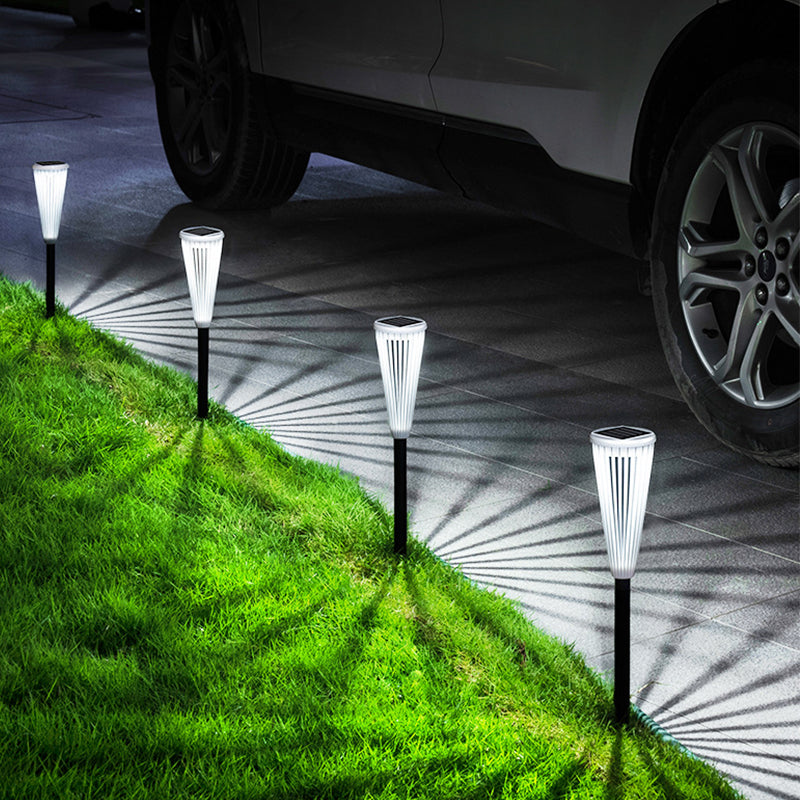 Solar Tuinverlichting - Energiezuinige Tuinlampen met Elegante Patronen