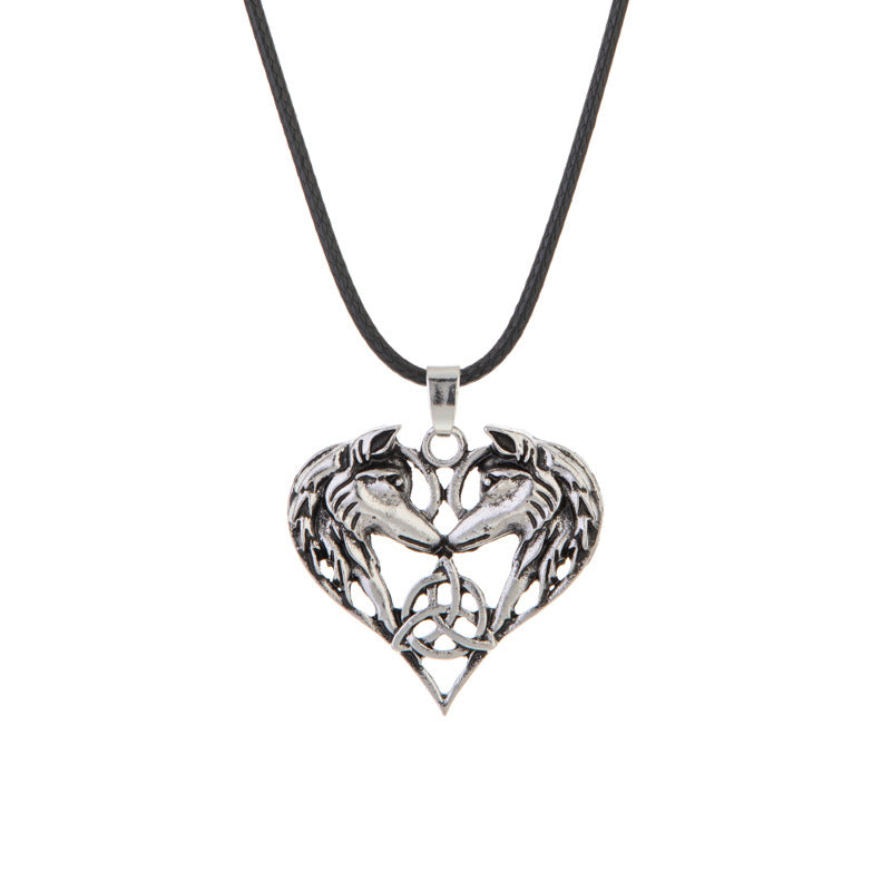 Celtic Trinity Knot Hartvormige Wolven Ketting
