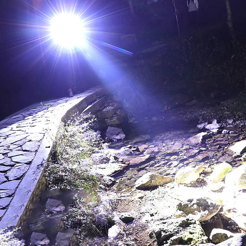 4 lampkralen LED multifunctionele zaklamp met sterk licht