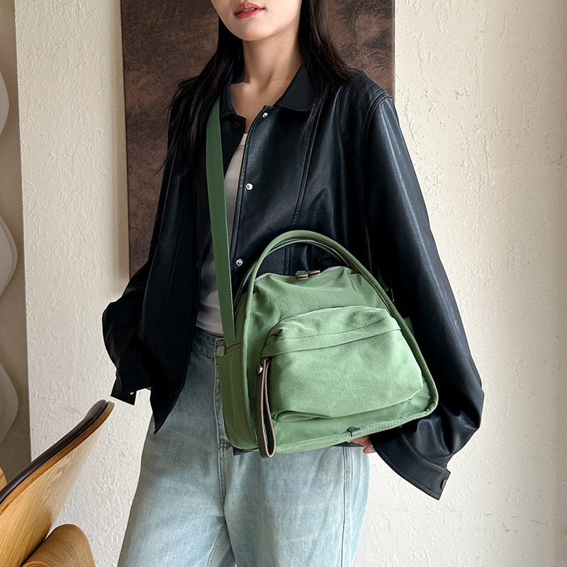 NylonEase – Lichtgewicht schoudertas voor dames