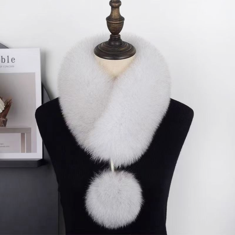Juliette 70-90 cm — Nekwarmer van nepbont met magnetische sluiting