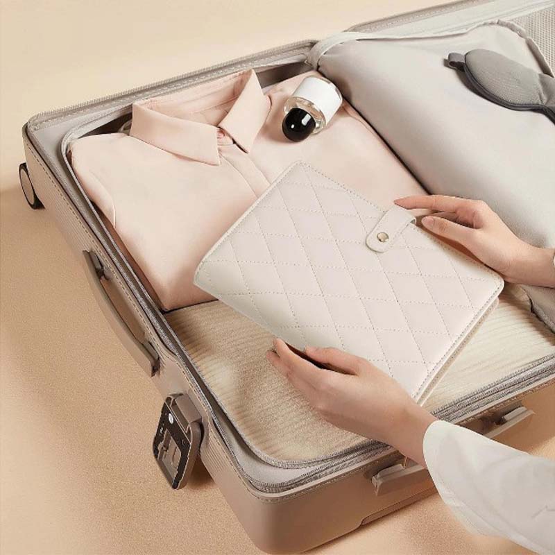 VelvetVault™ – Luxe Juwelen Opbergboek | Elegant, Veilig & Overal mee naartoe | 50% KORTING