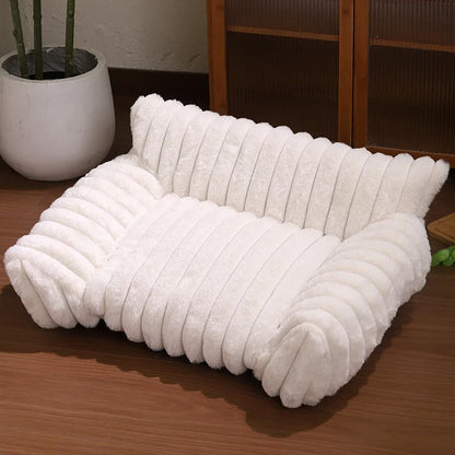SnuggleNest Bed — Vredige Comfort voor Elke Dutje