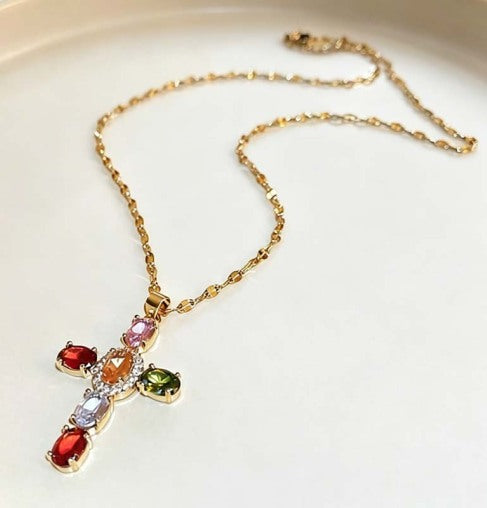PrismAura Kruis Ketting — Ontsteek Directe Glamour