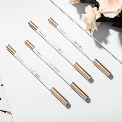 LineLux™ – Waterproof Eyeliner met Precisie | 1+1 GRATIS