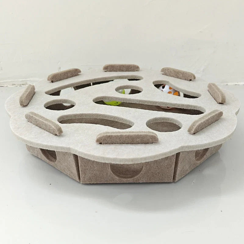 WhiskerQuest Labyrinth — Ontsteek Speelse Jachtinstincten