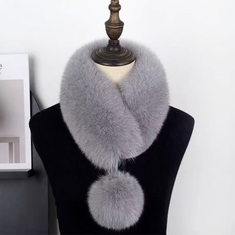 Juliette 70-90 cm — Nekwarmer van nepbont met magnetische sluiting
