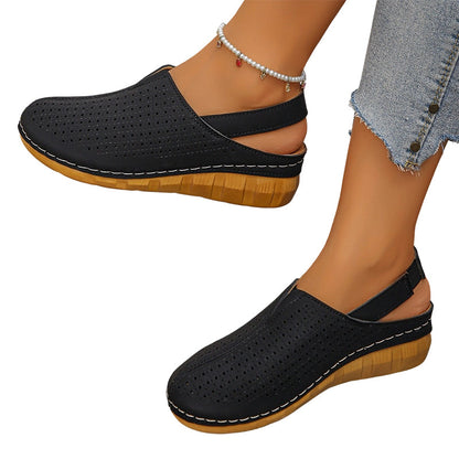 Ava – Geperforeerde Sleehak Sandalen met Bandjes voor Comfort de Hele Dag