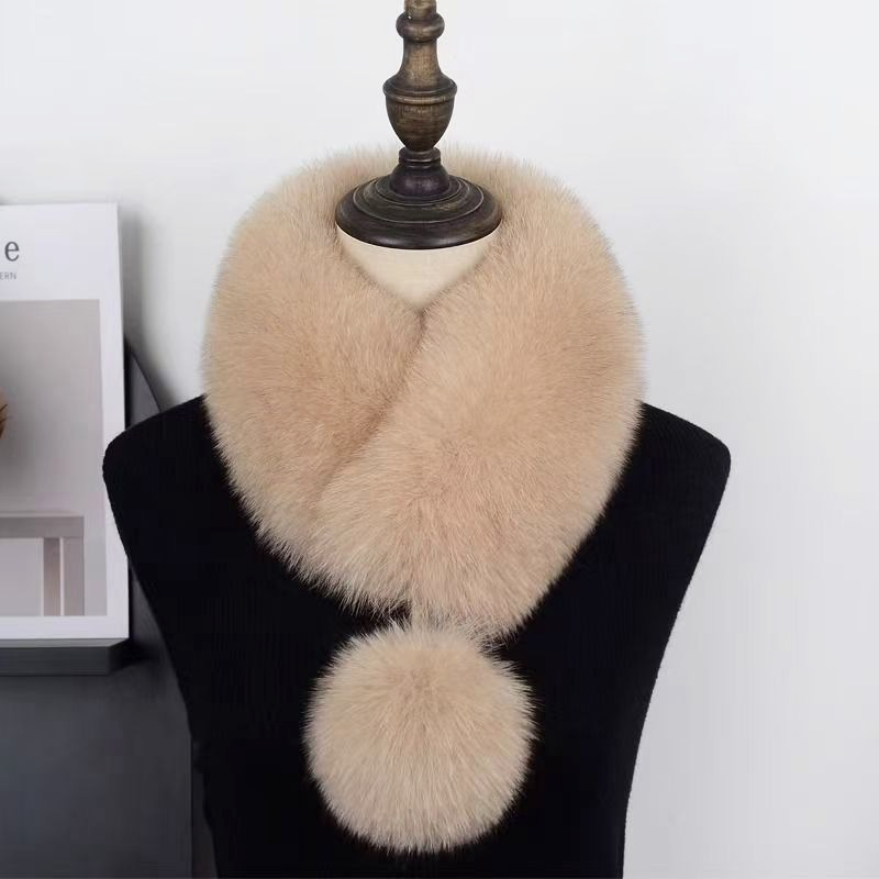 Juliette 70-90 cm — Nekwarmer van nepbont met magnetische sluiting