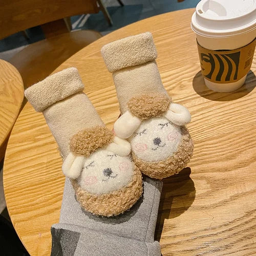 Ava – Babysokken van katoen met antislip en warmteregulatie