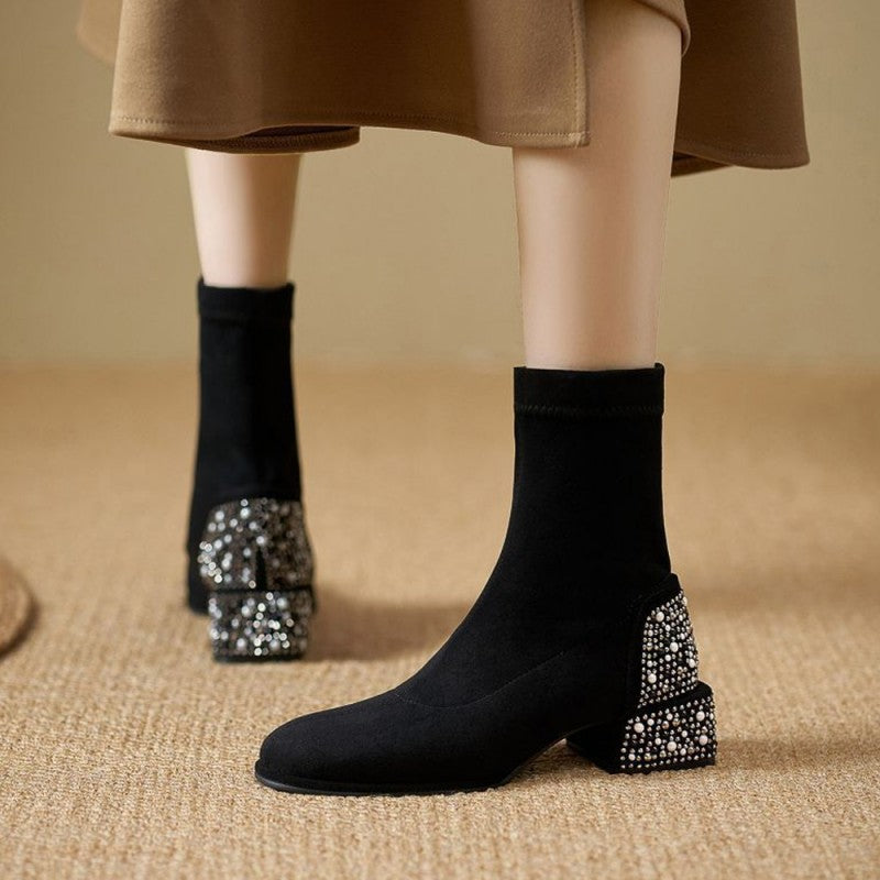 Kiera – Elegante dameslaarzen met strass steentjes en blokhak