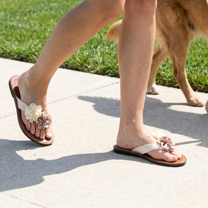 Mia — Lichtgewicht sandalen met bloemenpatroon en gevoerde zool