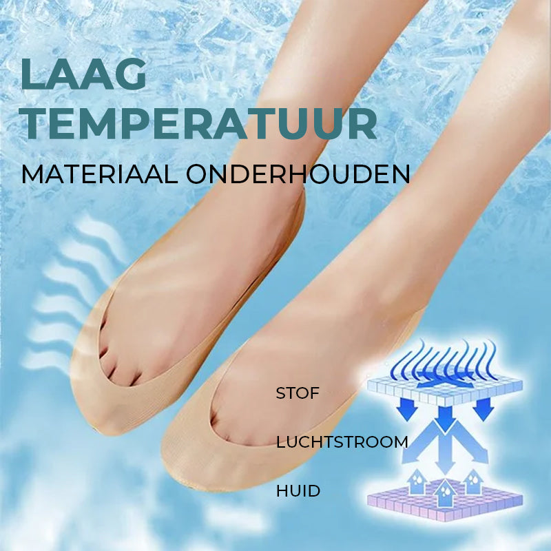 Ademende ijszijden sokken