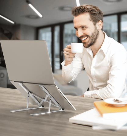 DockPro – Ergonomisch 8-in-1 Laptopdock | 50% KORTING