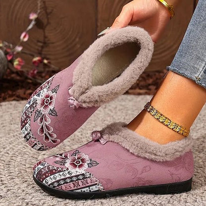 Sophie — Verwarmde Schoenen met 3D Borduurwerk en Antislipzool