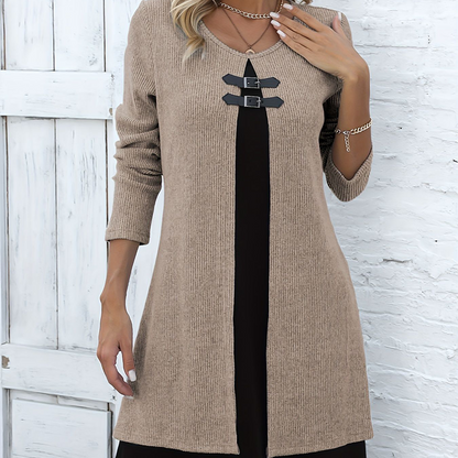 Sophie – Elegante A-lijnjurk met stijlvolle gespen | 50% KORTING