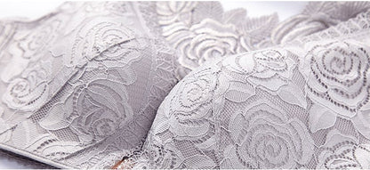 BloomBra™ beugelloze bh met rozenborduursel