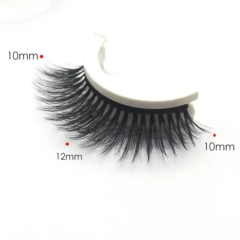 LushLure Zelfklevende Wimpers — Direct Opvallende Look