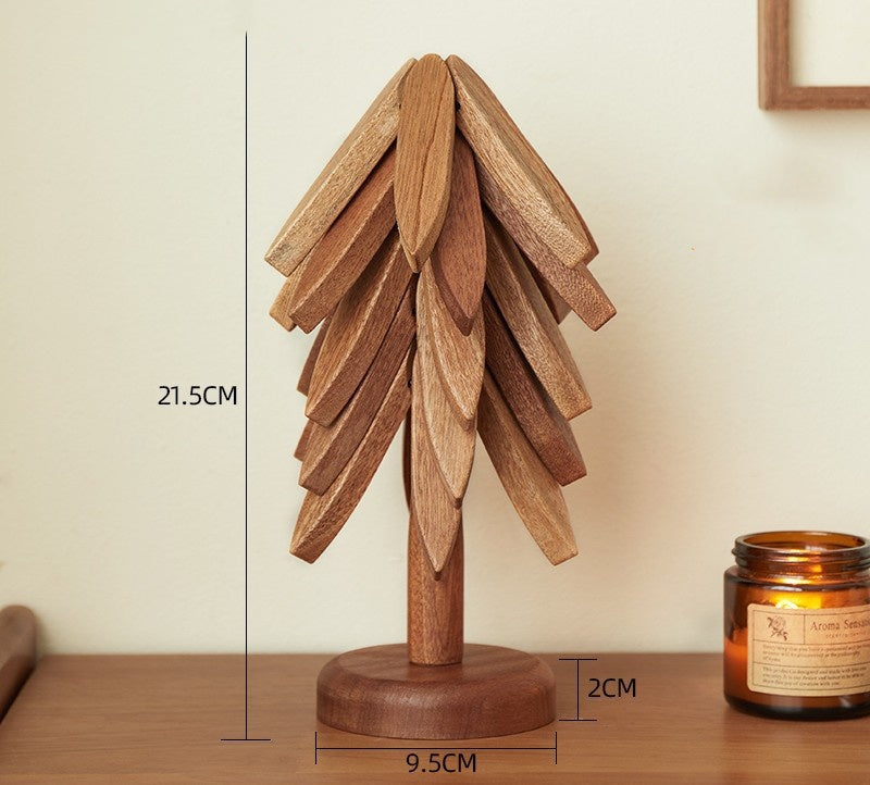 WoodJoy – Geïsoleerde onderzetters van massief hout in kerstboomdesign