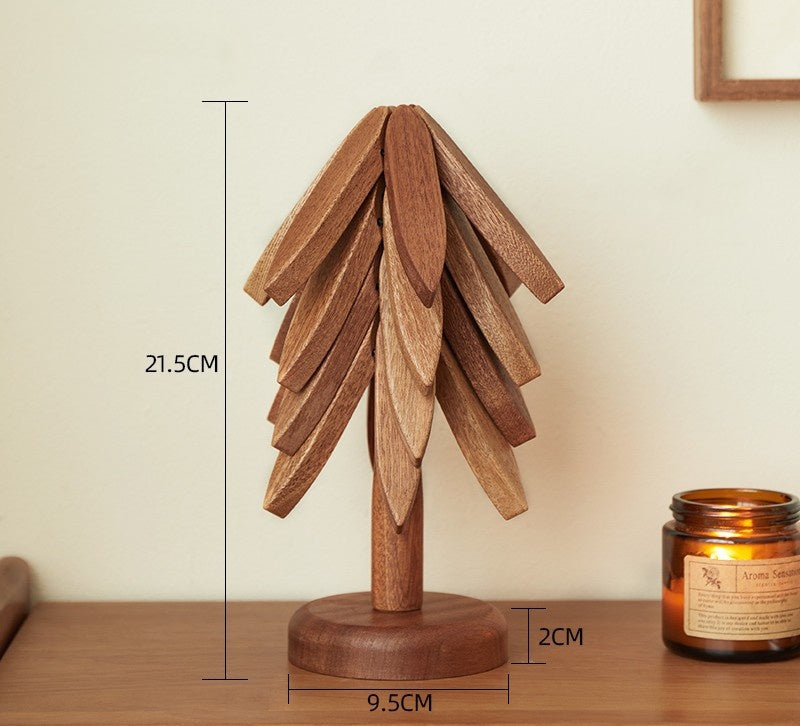 WoodJoy – Geïsoleerde onderzetters van massief hout in kerstboomdesign