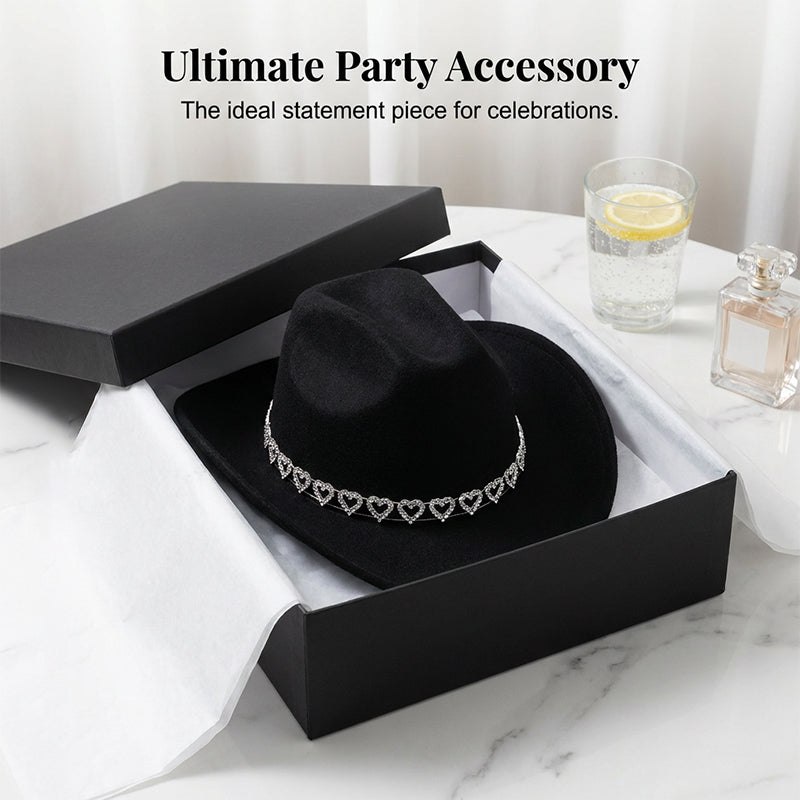 Amelia — Elegante Fedora Hoed met Hart van Strassstenen