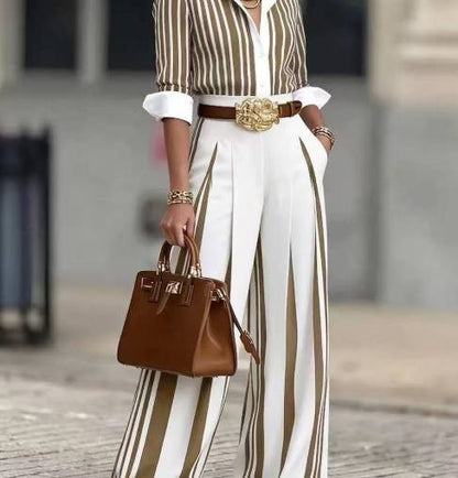 Ava – Slim Fit Dames Tweedelig Set met Verticale Strepen