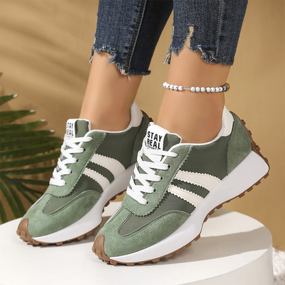 Nina – Casual sneaker met 4 cm hak en retrostijl