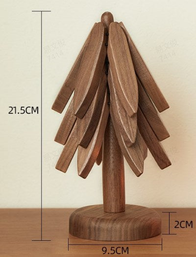 WoodJoy – Geïsoleerde onderzetters van massief hout in kerstboomdesign