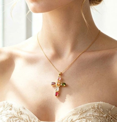 PrismAura Kruis Ketting — Ontsteek Directe Glamour