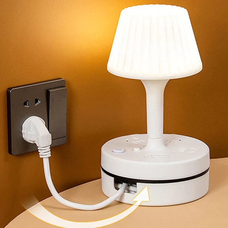 All-in-One Nachtkastlamp — Stroom, Licht, Controle