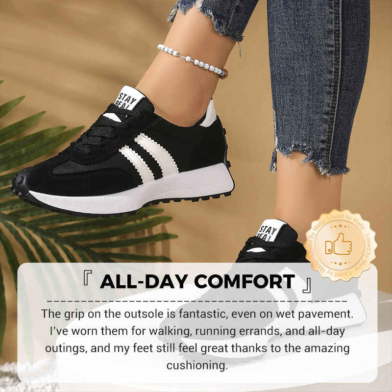 Nina – Casual sneaker met 4 cm hak en retrostijl