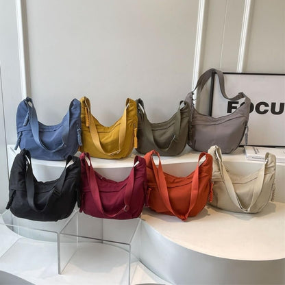 Emma – Lichtgewicht Nylon Schoudertas met Intelligente Organisatie