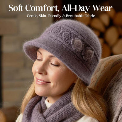 Sophia – Damespluchen wintermuts met bloemenaccenten