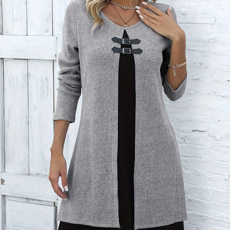 Sophie – Elegante A-lijnjurk met stijlvolle gespen | 50% KORTING