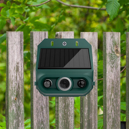 SolarGuard — Ultrasone Tuinbeschermer | 50% KORTING