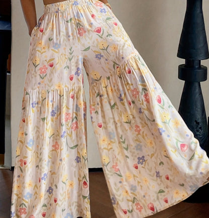 Lunara — Wijde Bloemenbroek | 50% KORTING