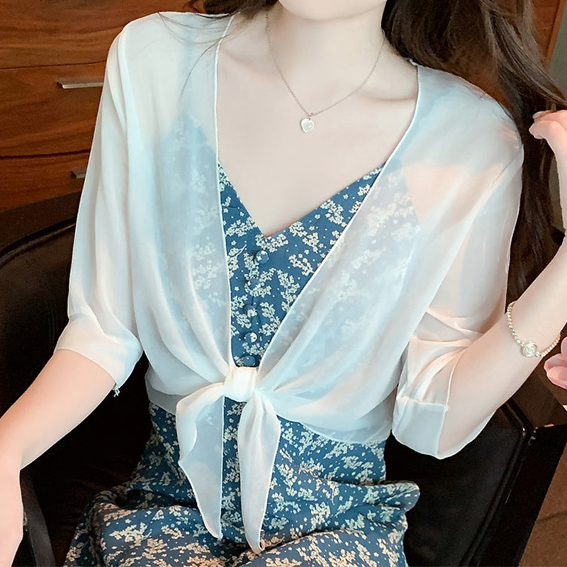 Brielle – Transparante chiffon top met strik voor de zomer