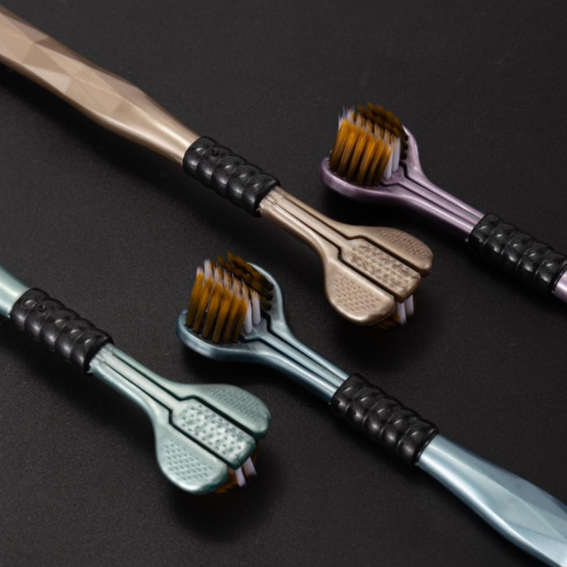 TriBrush™ – Driekoppige tandenborstel voor 360° reiniging