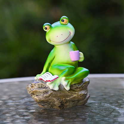 FrogLux® Charmig Läsande Grodstaty | 50% KORTING
