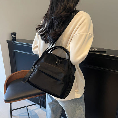 NylonEase – Lichtgewicht schoudertas voor dames