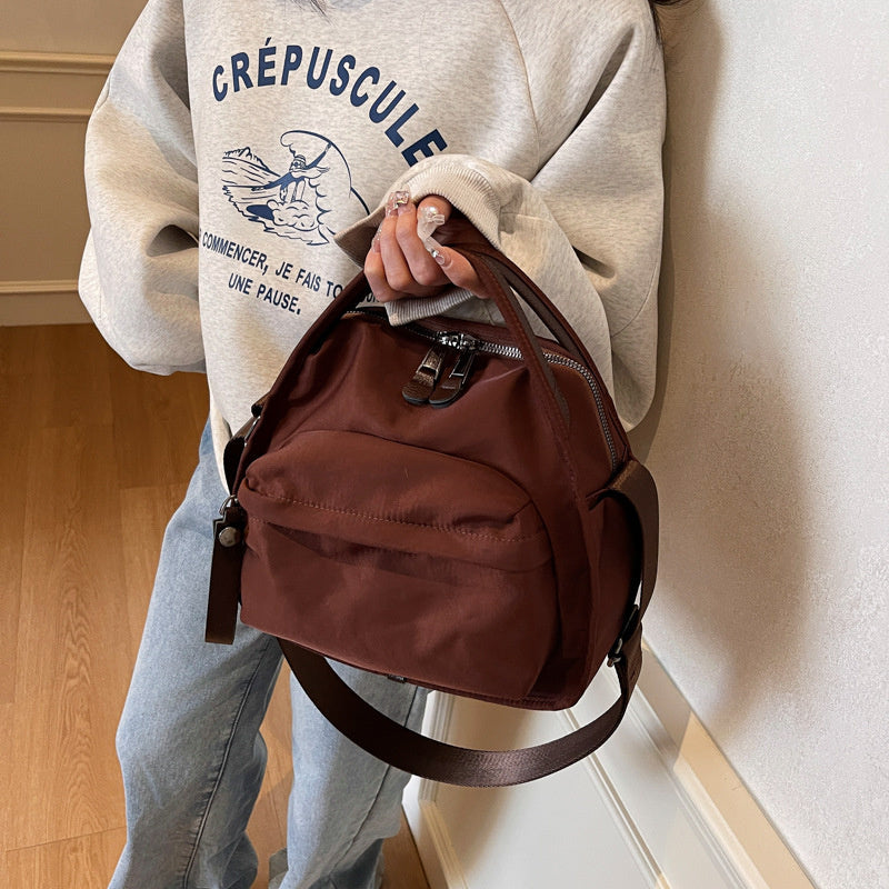 NylonEase – Lichtgewicht schoudertas voor dames