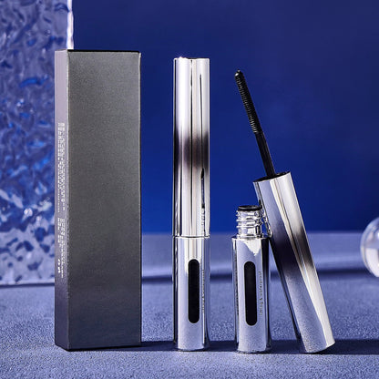 Laura – Mascara met strijkijzer | 1+1 GRATIS