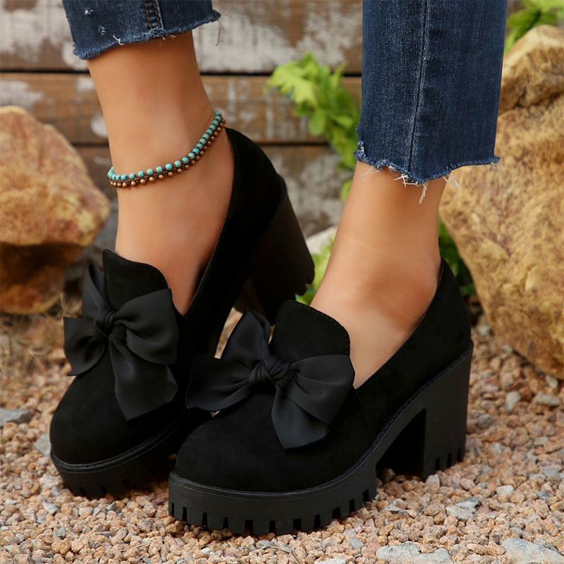 Carolyn – Dames loafers met strik en blokhak